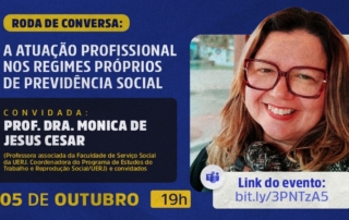 Card com fundo azul escuro traz as informações sobre a atividade, descritas acima, em fontes amarela, azul e branca e foto da convidada Monica.